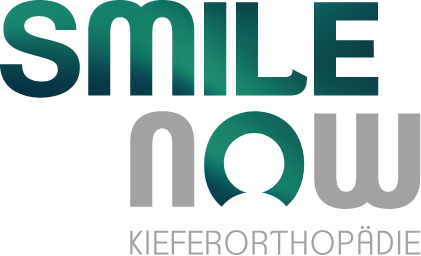 SMILE NOW Kieferorthopädie Aachen Logo